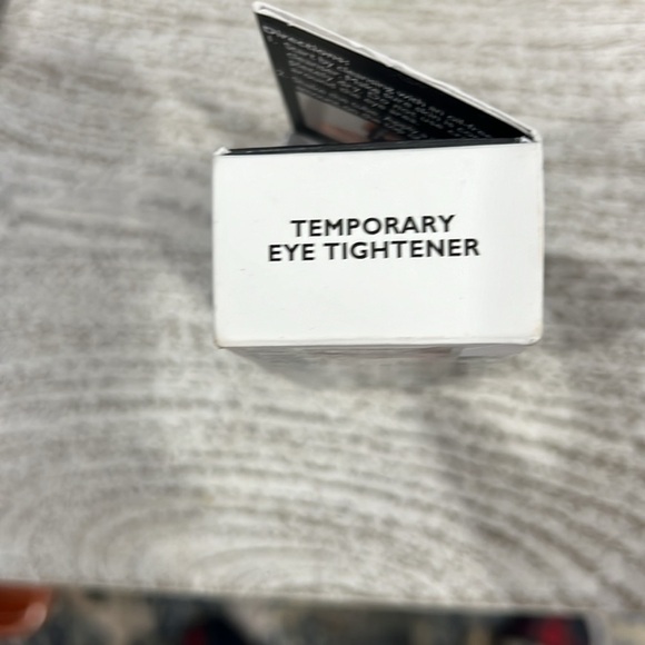 COPY - - Eye tightner cream to help with wrinkles, puffiness Peter Thomas Roth - Picture 4 of 7